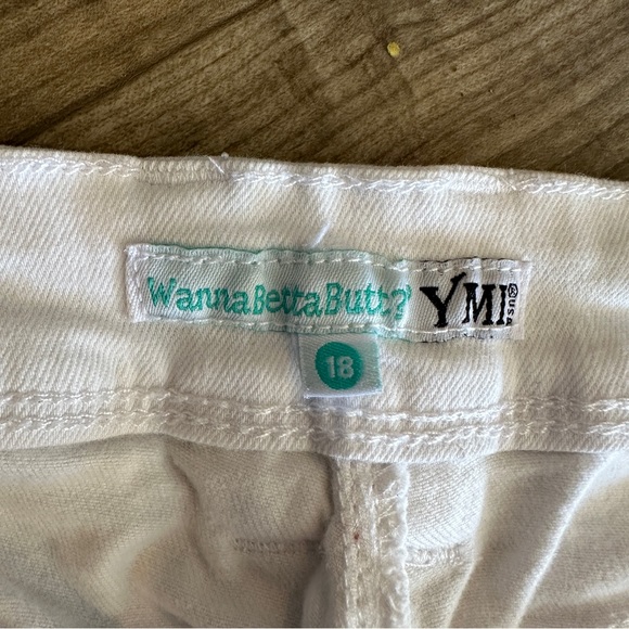 Wanna betta butt YMI white raw hem denim jeans Size 18 - Picture 4 of 11